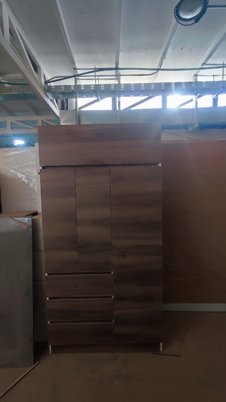 Closet Ropero con maletero 3 Puertas - Imagen 3